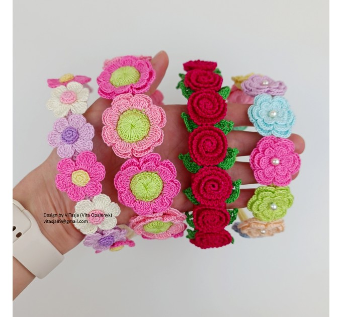 Patterns for four types crochet headbands with flowers