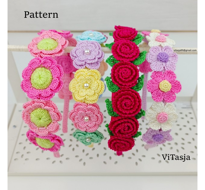 Patterns for four types crochet headbands with flowers