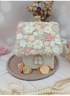  Charming Handmade Crochet House – Perfect Shabby‑Chic Décor 