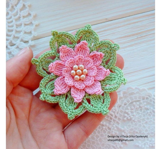 Crochet Flower Pattern.