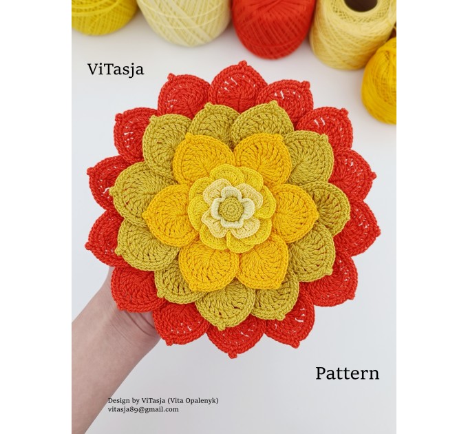 Crochet Pattern for Leaf Arrangement.