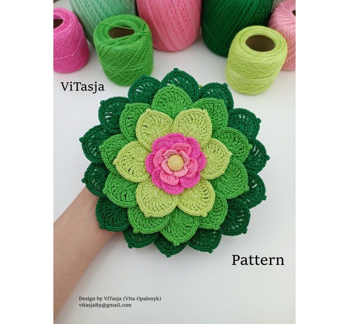 Crochet Pattern for Leaf Arrangement.