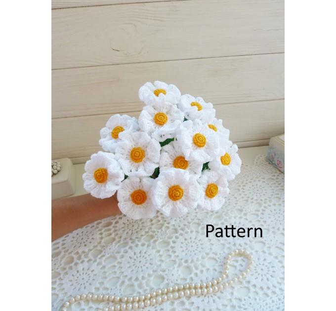 Crochet daisy.