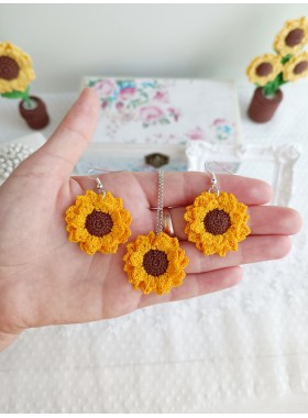 Crochet Sunflower PATTERN. Pattern for jewelry. Easy crochet.