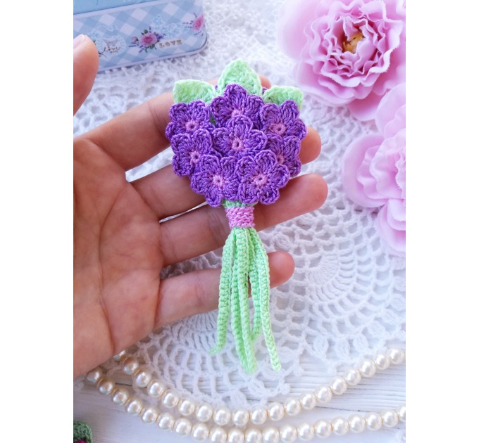 Crochet bouquet applique.