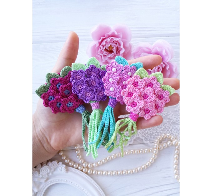 Crochet bouquet applique.