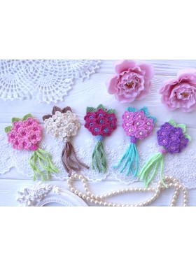 Crochet bouquet applique.