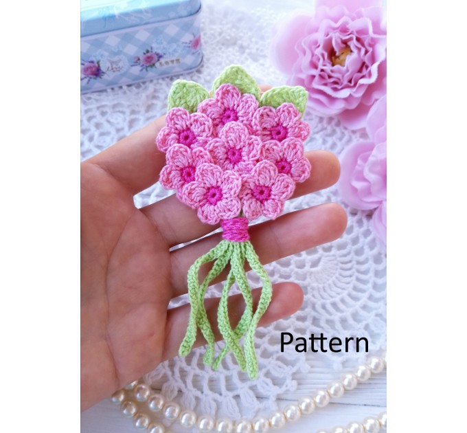 Crochet bouquet applique.