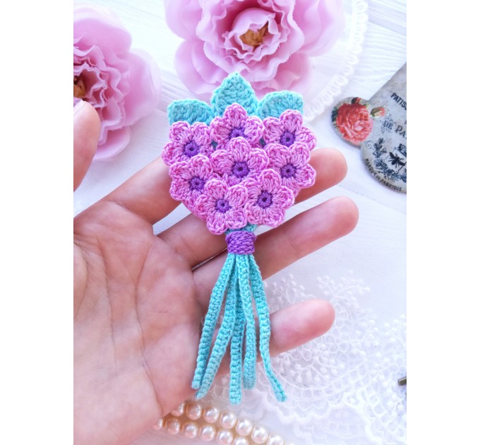 Crochet bouquet applique.