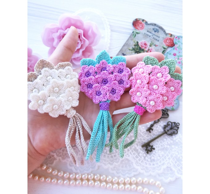 Crochet bouquet applique.