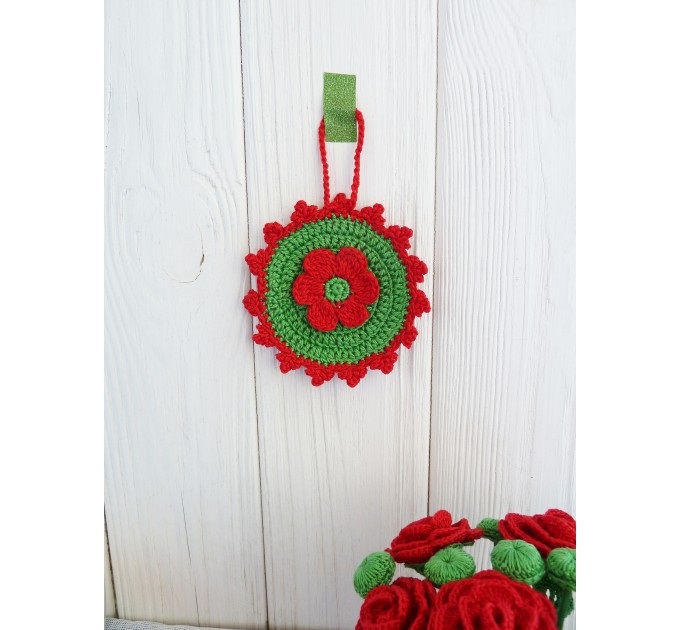 Crochet christmas decor.