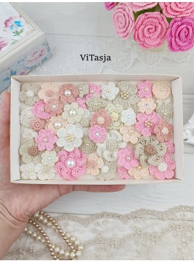 Crochet Flowers/Letter PATTERN. Letter for gift. Universal flowers use in sewing and decorating items.Making accessories and lewelry.Wedding
