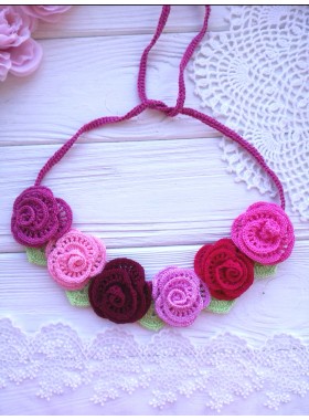 Crochet necklace.