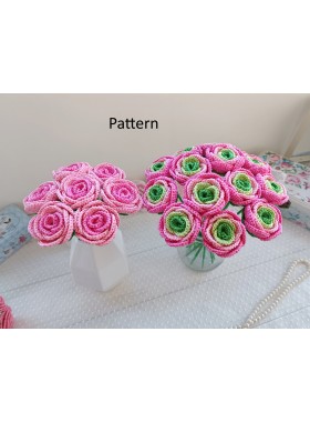 Crochet flowers bouquet.