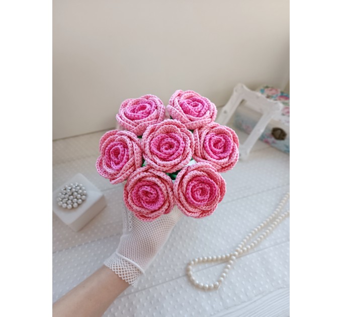 Crochet flowers bouquet.